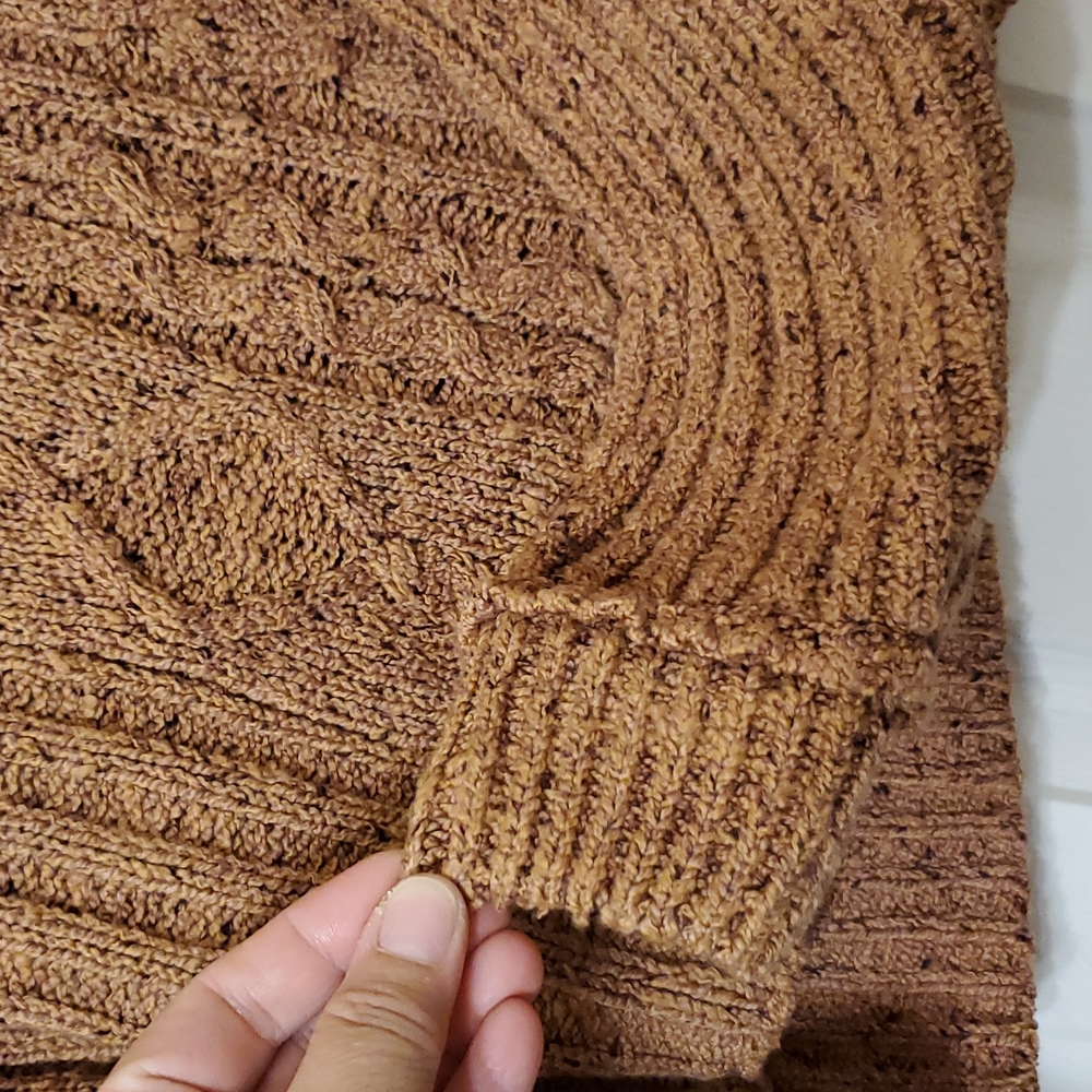 Free people knit brown sugar cable sweater NWT - Picture 7 of 8